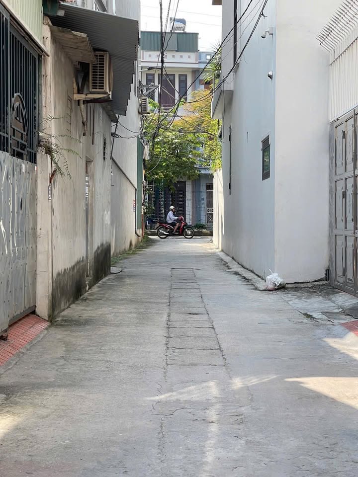 Nhà 4 tầng Vạn Phúc, 46m² giá 3 tỷ - Chính chủ bán gấp!