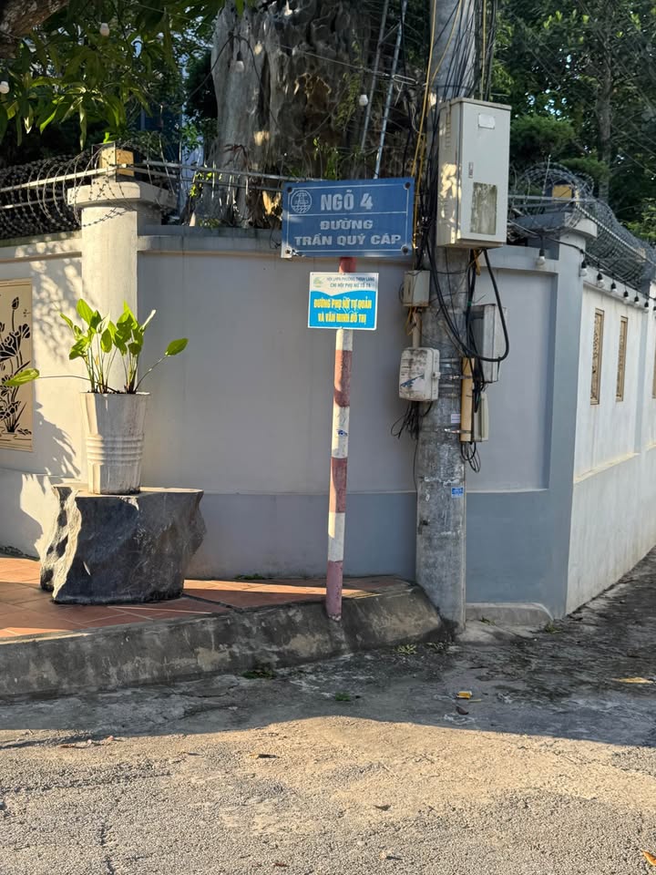 Nhà cấp 4 Lương Sơn 60m² giá thỏa thuận - Khu vực yên tĩnh, ô tô đỗ thoải mái!