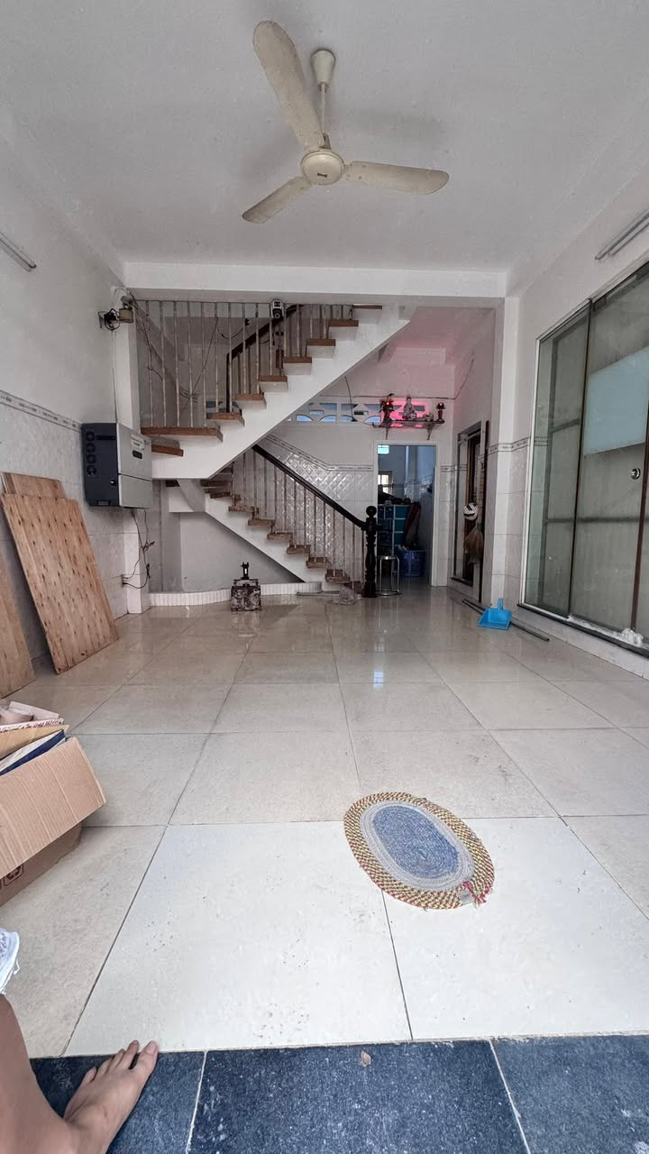 Nhà cho thuê mặt tiền Hoàng Xuân Nhị, Tân Phú 48m² giá 10 triệu/tháng - Tiện ích đa dạng!