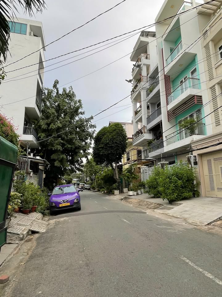 Nhà mặt phố ĐS 49, Tân Quy, Quận 7 - 76m² giá 15.8 tỷ, chính chủ thương lượng!