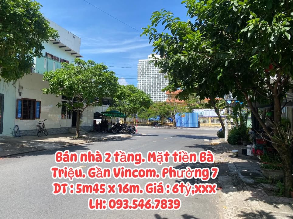 Nhà phố mặt tiền Bà Triệu, Tuy Hoà 87m² giá 6 tỷ - Đối diện Vincom!