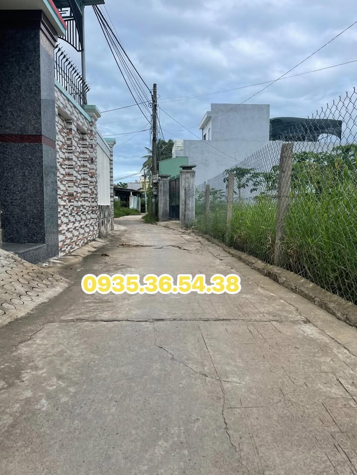 Đất nền phường Phú Yên 107m² giá 990 triệu - Cơ hội đầu tư tuyệt vời!