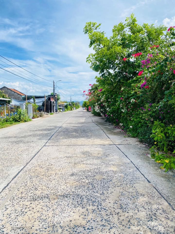 Đất mặt tiền Lê Hanh, Phú Yên 180m² giá 6.017 tỷ - Nhà cấp 4 kiên cố cho thuê ngay!