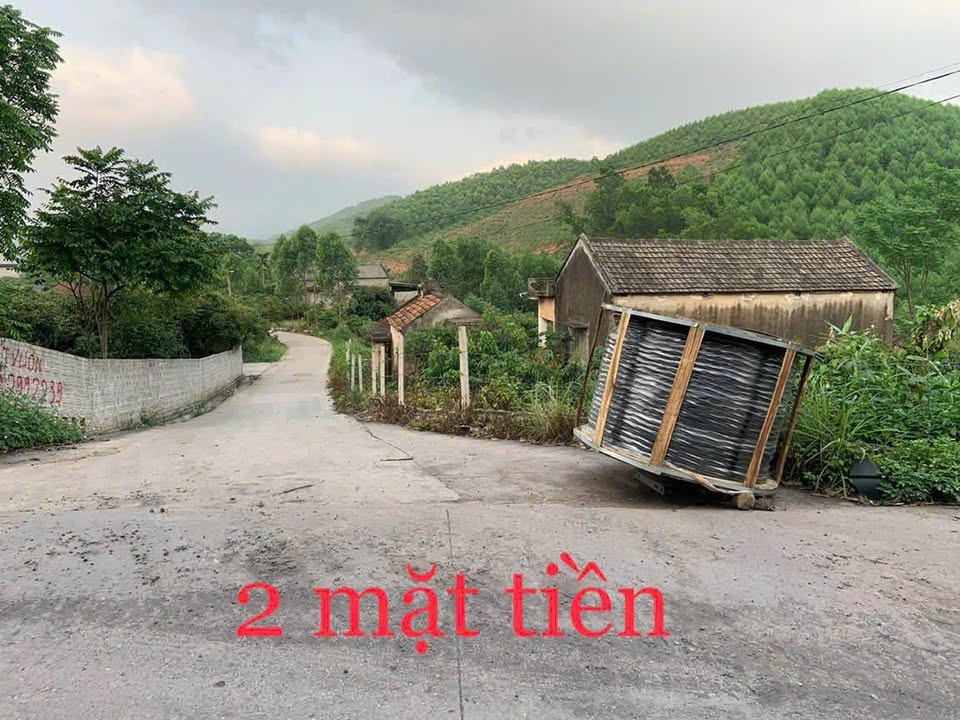 Đất nghỉ dưỡng 2 mặt tiền Lục Nam 2332m² giá 1.85 tỷ - Cơ hội đầu tư tuyệt vời!