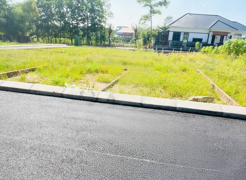 Đất nền Minh Phú Sóc Sơn 118m² giá 2 tỷ - Vị trí đẹp, sổ đỏ chính chủ!