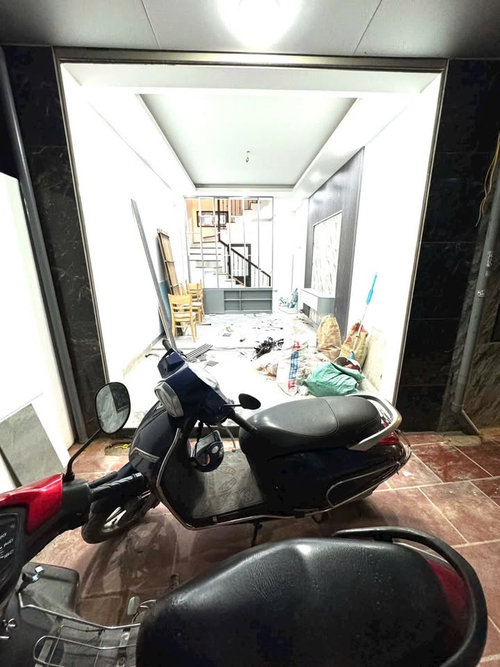 Nhà riêng Vĩnh Hưng Hoàng Mai 35m² giá 3.79 tỷ - Đẹp và sang trọng!