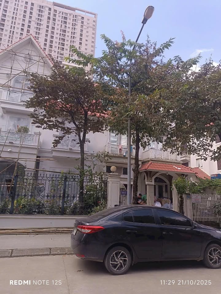 Cho thuê biệt thự 240m² khu A Geleximco Lê Trọng Tấn - Vị trí đắc địa, giá thỏa thuận!