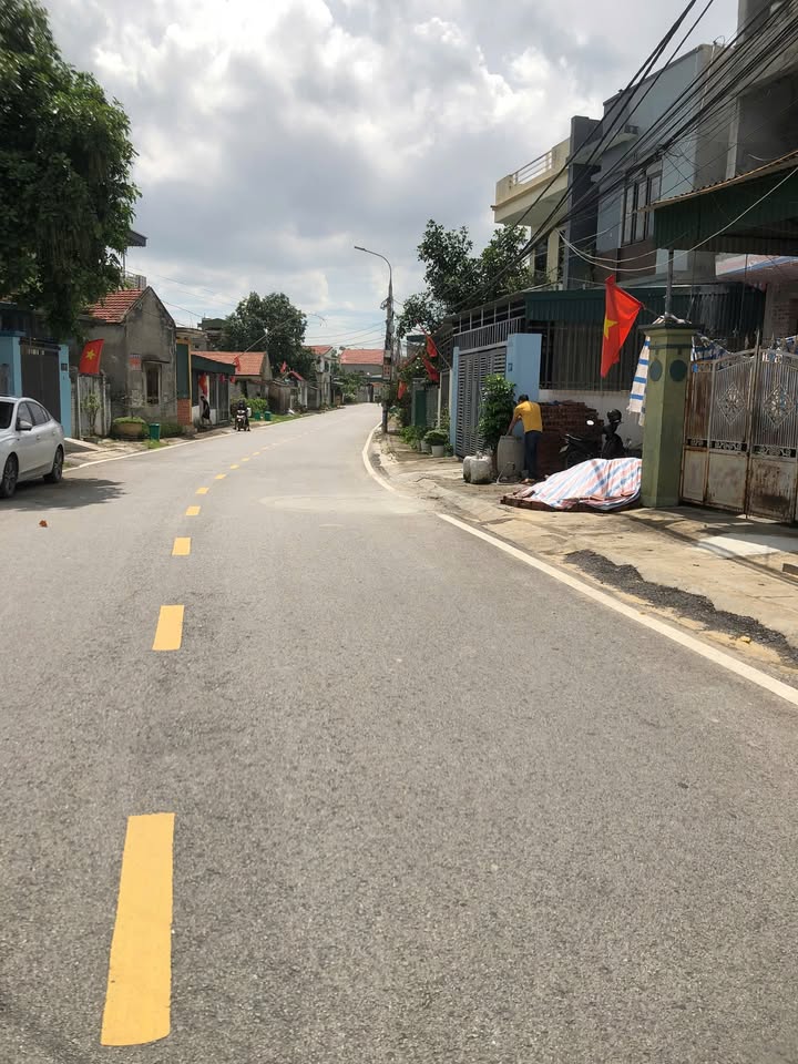 Đất nền 120m² Trần Khánh Dư, Uông Bí - Mặt tiền 15m, chỉ 900 triệu!