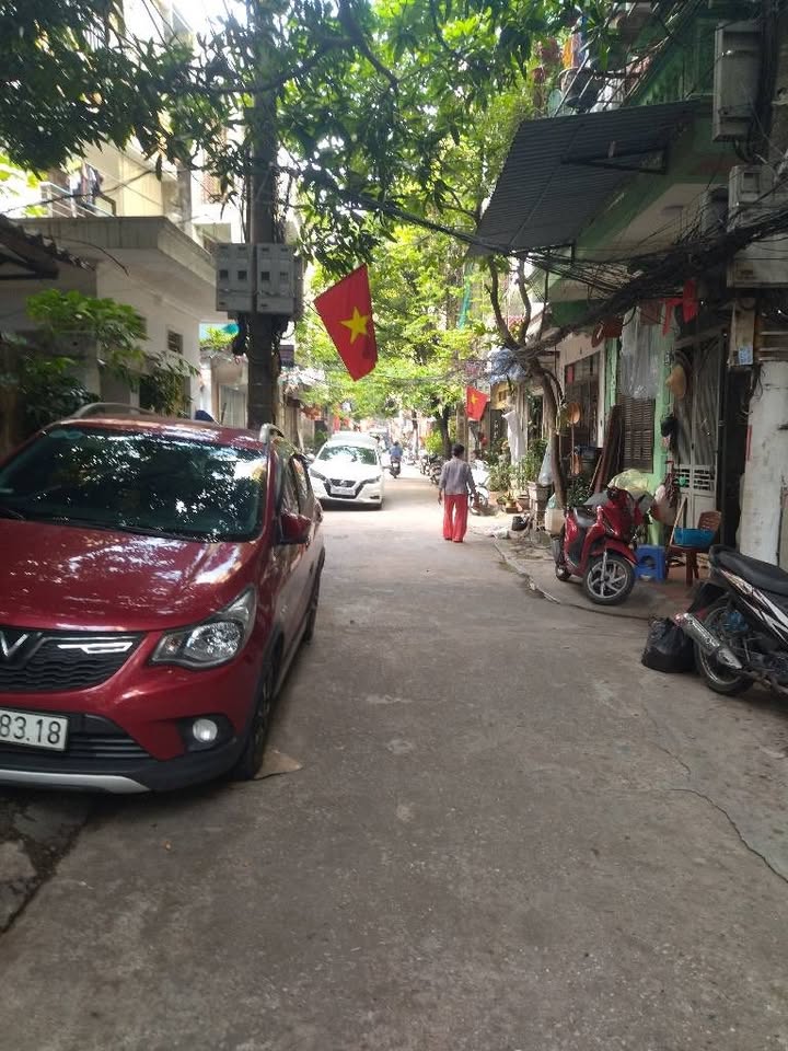 Nhà phố Tân Mai, Hoàng Mai 10m² giá 1.65 tỷ - Thiết kế 4 tầng kiên cố!