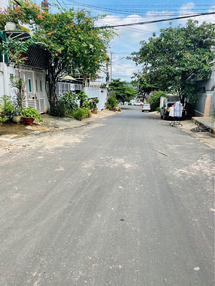 Nhà 2 tầng mặt tiền 12m đường Bùi Huy Bích, TP. Buôn Ma Thuột, 87m² giá 7.5 tỷ - Kinh doanh lý tưởng!