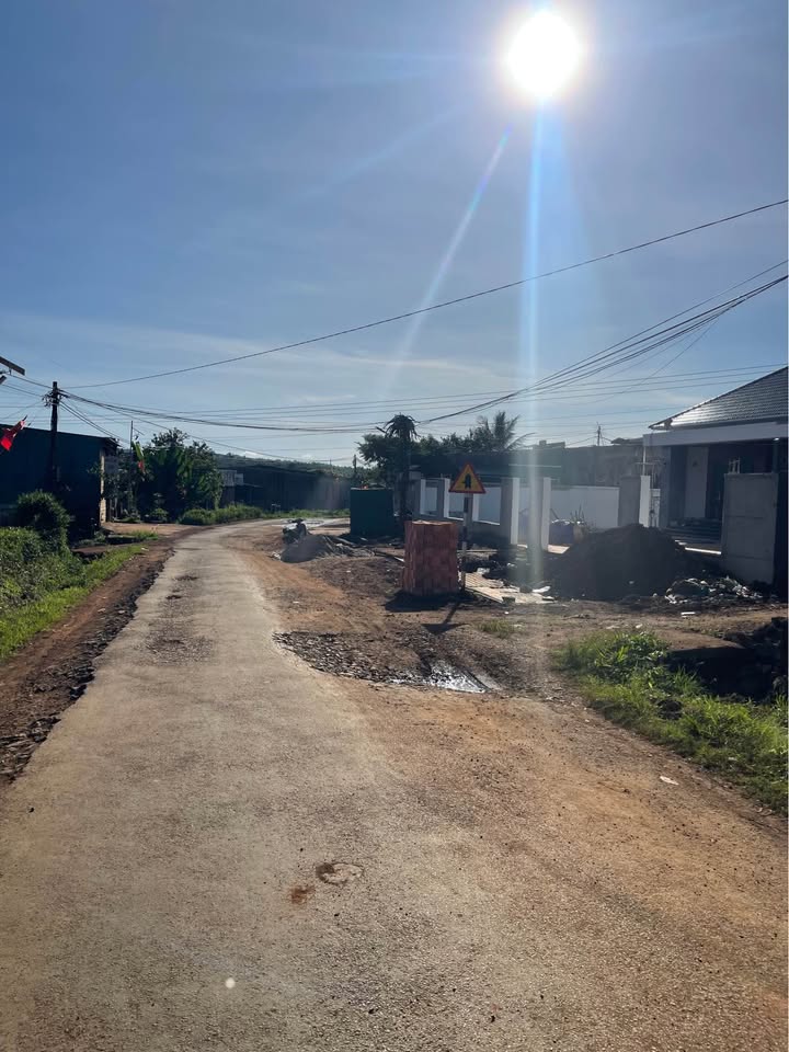 Đất nền mặt đường nhựa QH 26m, Ea Tar, Cư M'gar, Đắk Lắk - Giá 700 triệu, đầu tư sinh lời!