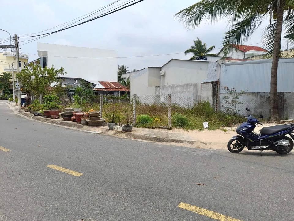 Đất nền 198m² giá 2 tỷ tại trung tâm Sông Cầu - Đầu tư sinh lời