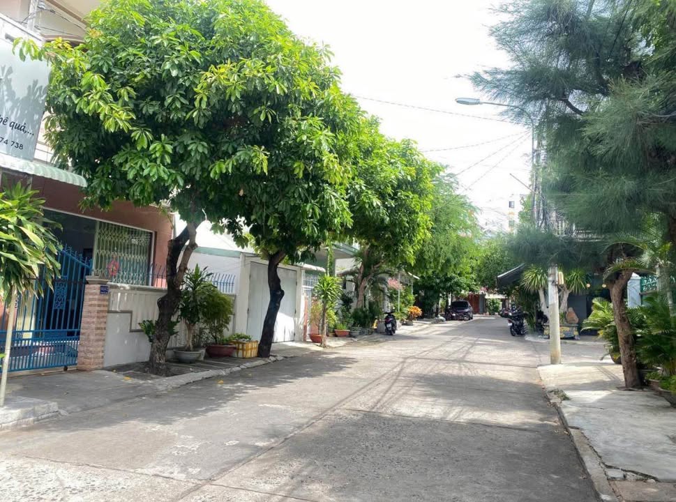 Đất nền Nguyễn Du, Phường 7, Tuy Hoà 82m² giá 4.05 tỷ - Cách biển chỉ 400m!