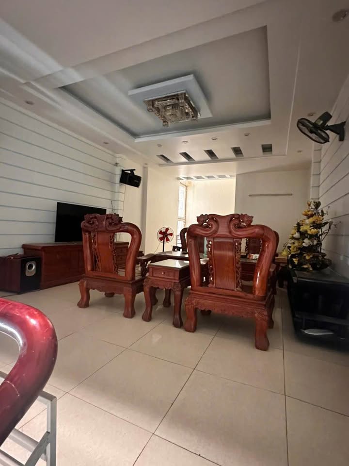 FrontHouse Đinh Công Tráng 112m² giá 17 tỷ - Kinh doanh sầm uất ngay trung tâm!