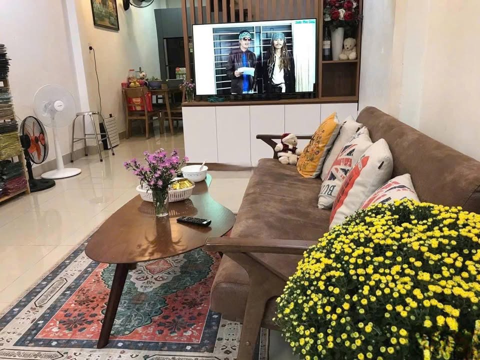 Nhà phố Nguyễn Đình Chiểu, Quận 1, 63m² giá 8.35 tỷ - Pháp lý chuẩn, tiện nghi đầy đủ!