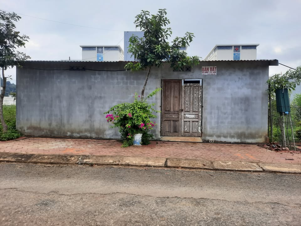 Đất thổ cư 178m² tại Chiềng Sinh, Sơn La - Sổ hồng chính chủ, giá 2.1 tỷ