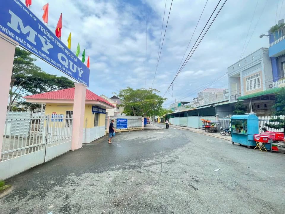 Nhà 2 Tầng Mặt Tiền Đường Phùng Khắc Khoang, Chợ Mỹ Quý 513m² - Sẵn sàng vào ở!