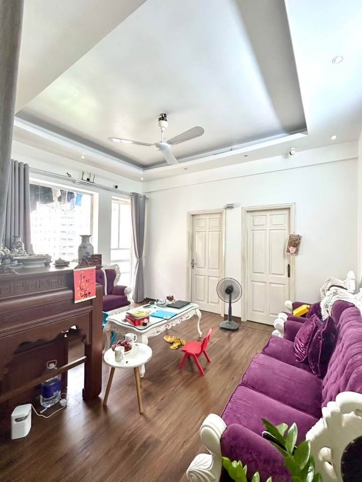 Căn hộ Chung cư khu N5 - Hoàng Đạo Thúy 98m² giá 7.49 tỷ - Nội thất Châu Âu sang trọng!