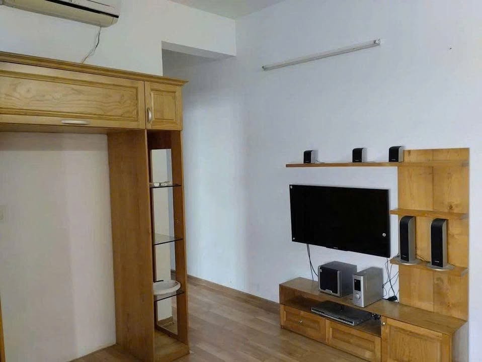 Căn hộ CT12a Kim Văn Kim Lũ 56m² giá 8 triệu - Nhà đủ nội thất, cho thuê ngay!