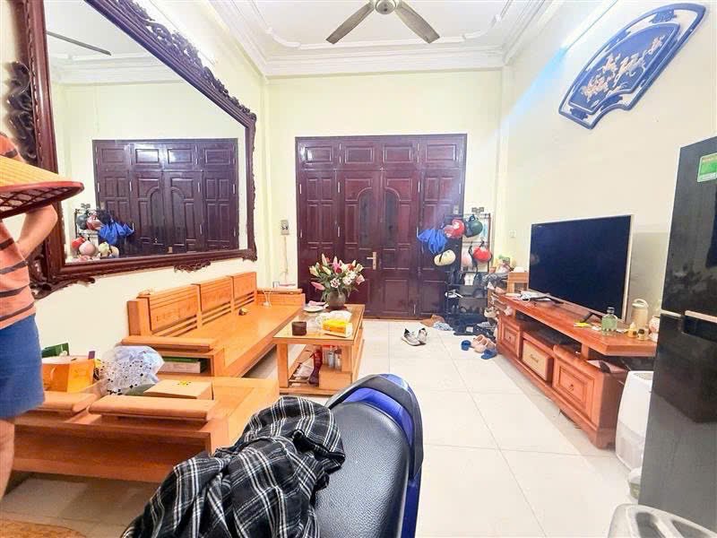 Nhà riêng Bưởi, Tây Hồ 29m² giá 6.86 tỷ - Thiết kế hiện đại, tiện ích đầy đủ!