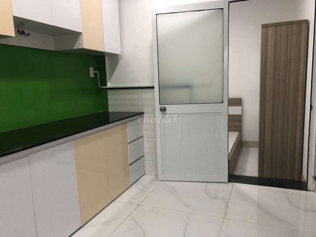Căn hộ cho thuê Nguyễn Đình Chính 30m² giá chỉ 4 triệu - Nội thất đầy đủ, an ninh tốt!