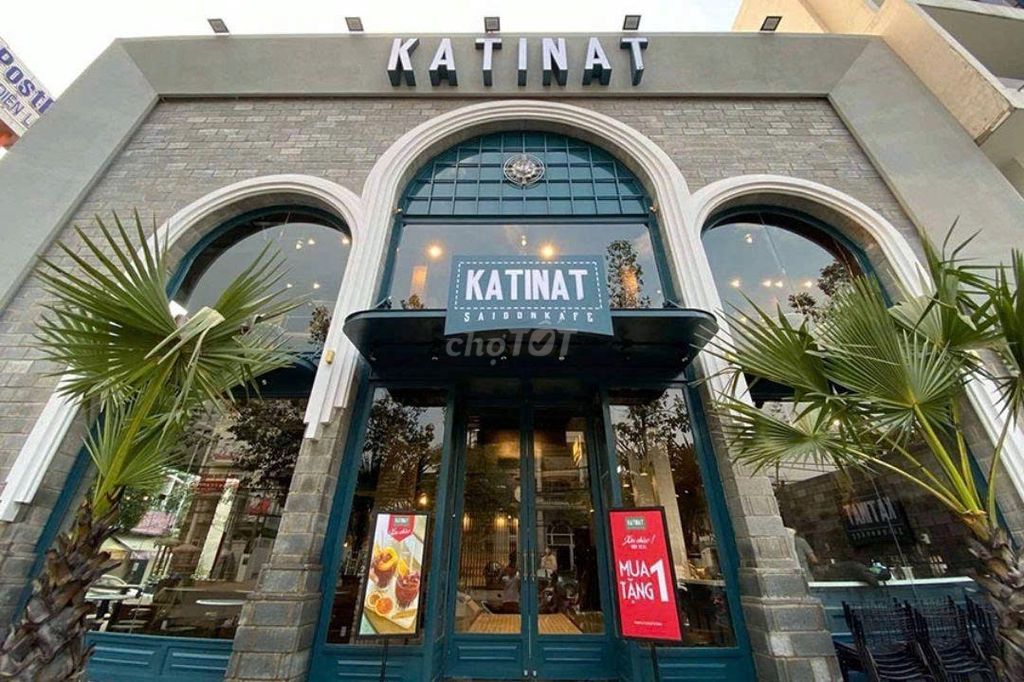 Cho thuê mặt tiền Lê Hồng Phong Quận 5 - Diện tích 360m², giá 90 triệu - Nhà trống, vào ở ngay!