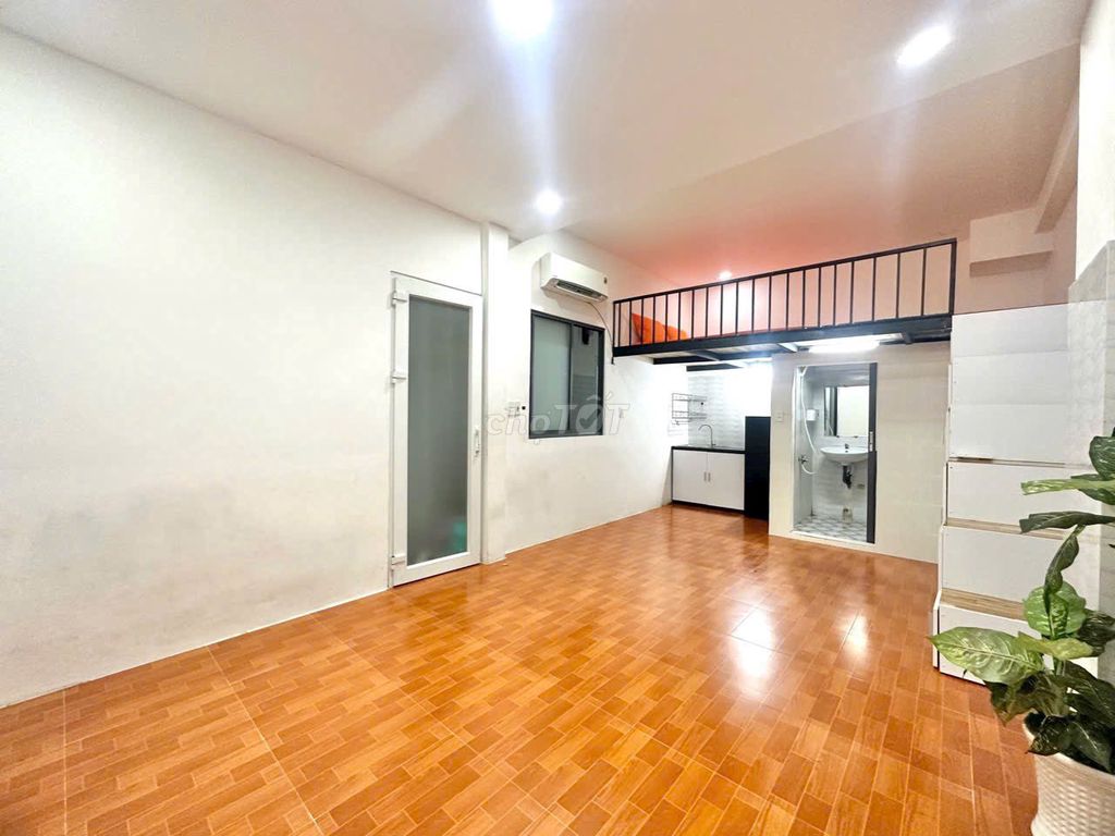 Phòng cho thuê 35m² Lý Thường Kiệt, Quận 10 chỉ 6 triệu - Sẵn sàng vào ở ngay!