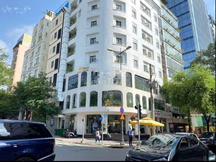 Tòa nhà văn phòng góc 2 mặt tiền Nguyễn Văn Trỗi - Trần Huy Liệu, Phú Nhuận, 330m² giá 300 triệu