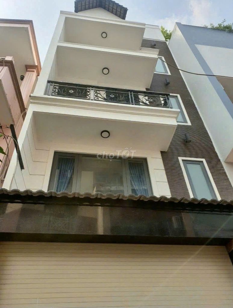 Nhà MT 993A Đường 3/2 P.7 Q.11 cho thuê 28 triệu - Phù hợp làm văn phòng, spa, shop