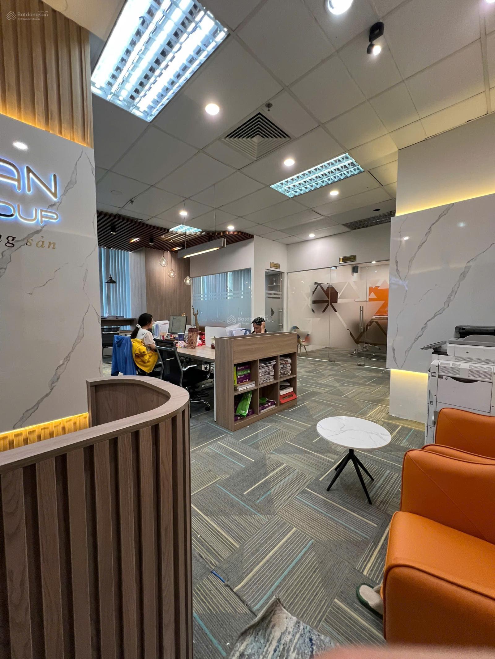 Sang nhượng văn phòng cao cấp 130m² tại Green Park, Cầu Giấy - Giá chỉ 41 triệu