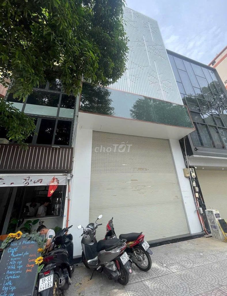Mặt bằng cho thuê mặt tiền Đường Tô Hiến Thành, Quận 10 - Vị trí đắc địa, giá chỉ 30 triệu!