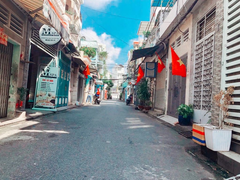 Nhà HXH Đặng Văn Ngữ, Quận Phú Nhuận 48m² - 12 triệu - Nhà đẹp, thoáng sáng!