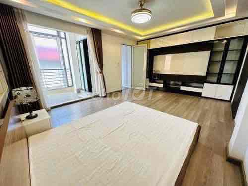 Nhà Trích Sài 43m² giá 19 tỷ - Thiết kế hiện đại, mặt tiền thoáng đãng!