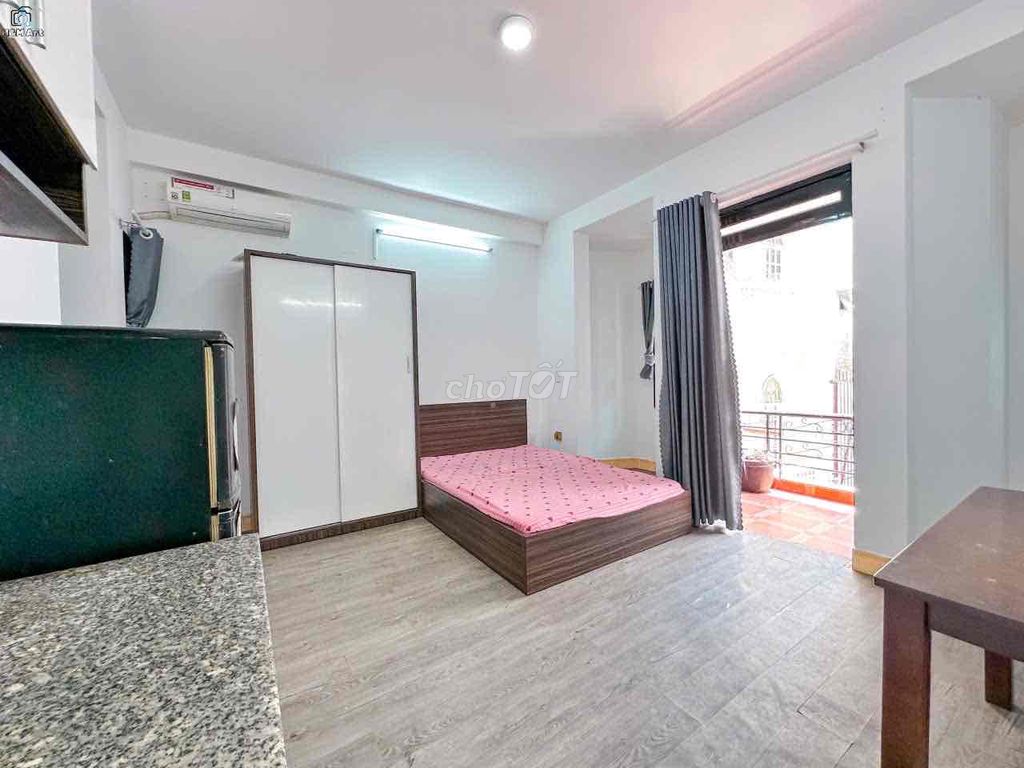 Phòng cho thuê trên đường Trường Sơn, 35m² - Ban công lớn thoáng mát