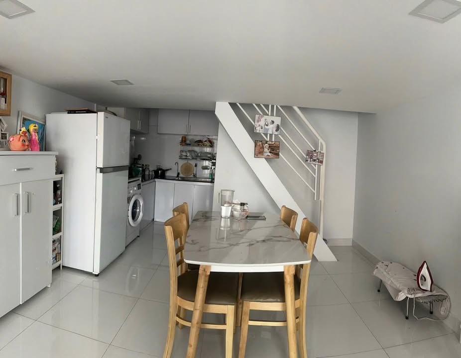 Căn hộ chung cư Bàu Cát 7 quận Tân Bình 30m² giá 1.55 tỷ - Sổ hồng riêng, chính chủ!