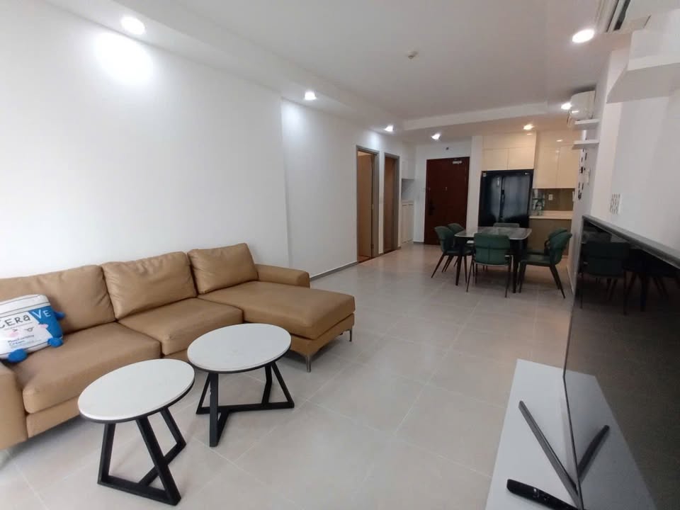 Căn hộ 3PN The Gold View Quận 4, 100m² giá 9.2 tỷ - View sông thoáng mát!