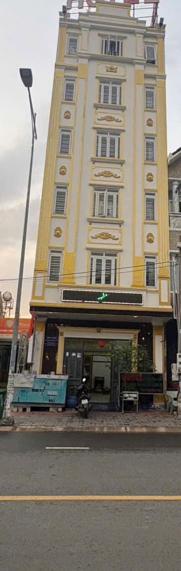 Khách sạn Hai Bà Trưng, Dĩ An 124m² giá 16.5 tỷ - Đầu tư sinh lời hấp dẫn!