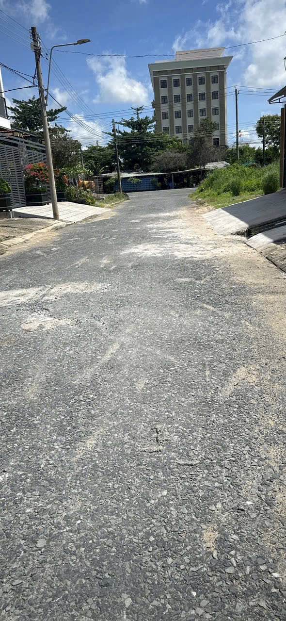 Đất nền khu dân cư Bắc Hà Hoàng Hổ, An Giang 80m² - Giá chỉ 2 tỷ!