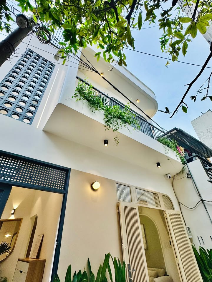 Nhà đẹp 2 tầng Gò Vấp 49m² giá 4.95 tỷ - Chính chủ bán gấp!