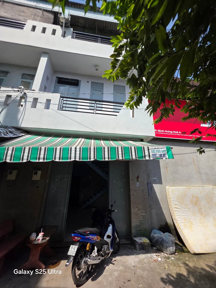 Nhà cho thuê Lê Văn Quới 36m² giá 5.5 triệu - Nhà mới sơn sửa, thoáng mát!