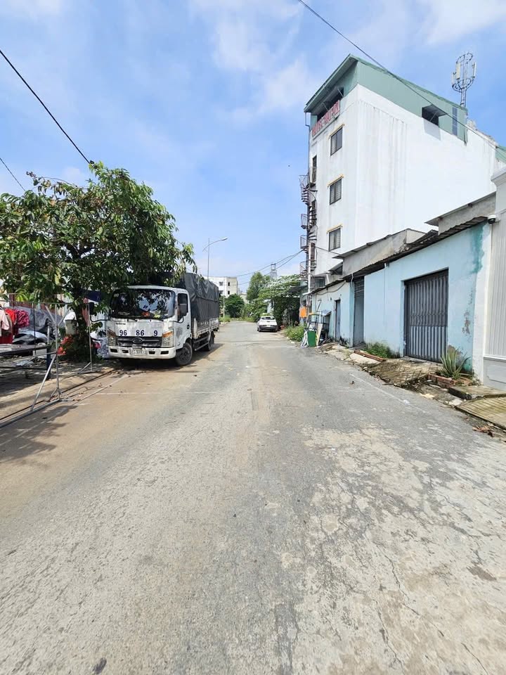 Đất nền 133,2m² KDC Hố Lang, Dĩ An chỉ 3.48 tỷ - Cơ hội đầu tư hấp dẫn!