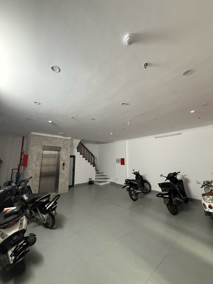 Căn hộ cho thuê tại Ngõ 130 An Dương, Tây Hồ 30m² chỉ 5.5 triệu - Nhà mới xây, không chung chủ!