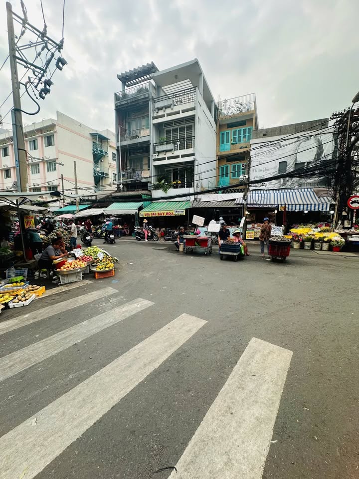 Cho thuê mặt bằng kinh doanh 58m² tại chợ Bà Chiểu - Giá chỉ 30 triệu/tháng!