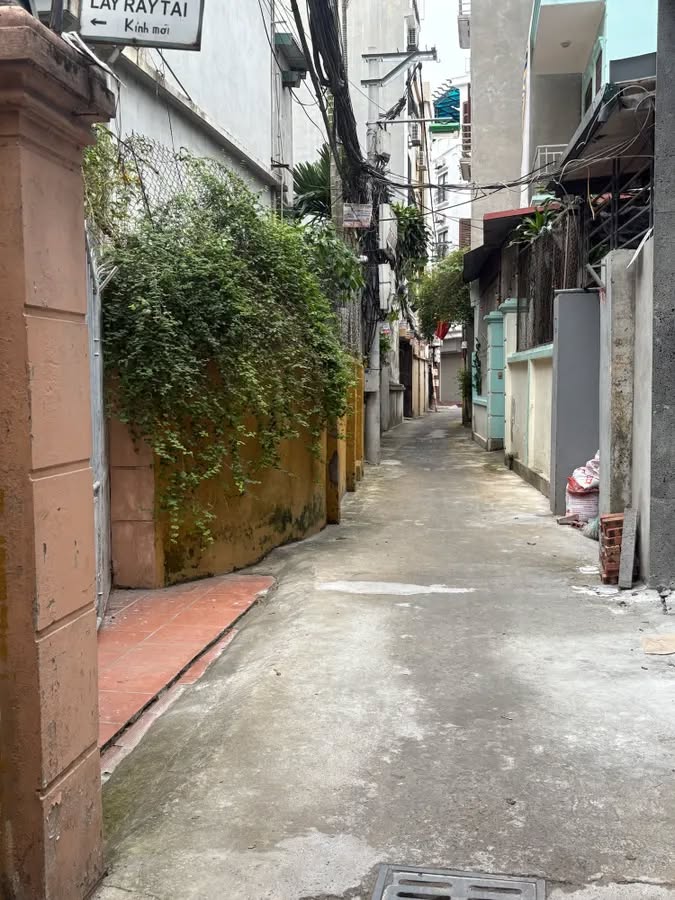 Đất vàng Bồ Đề Long Biên 74m² giá 18.5 tỷ - Vị trí đắc địa, xây dựng tự do!