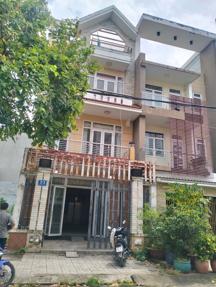 Nhà nguyên căn cho thuê mặt tiền đường Phạm Công Trứ, Q2 - Giá chỉ 25 triệu/tháng!