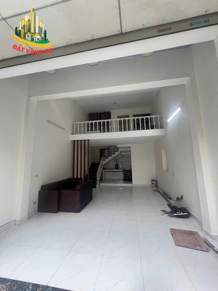 Nhà 3 tầng Tân Thành, Hoa Lư 42m² giá 4 tỷ - Trung tâm đầy đủ tiện ích!