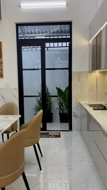 Nhà mặt tiền Ngô Thì Nhậm, An Khánh 50m² - Full nội thất, sẵn sàng vào ở!