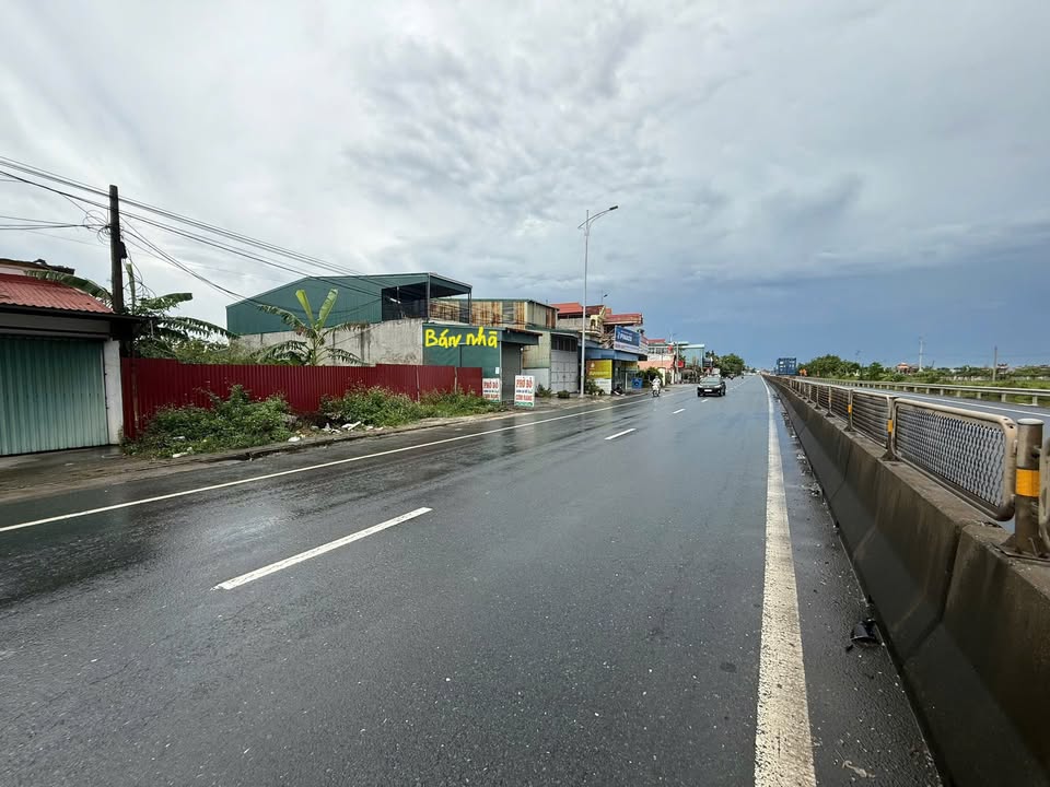 Nhà mặt đường QL 10, xã Vĩnh Thuận 80m² giá 3 tỷ - Bán gấp!