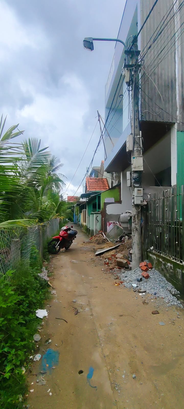 Đất nền Tam Kỳ 102m² giá 1.07 tỷ - Vị trí đẹp, tiện ích đầy đủ!