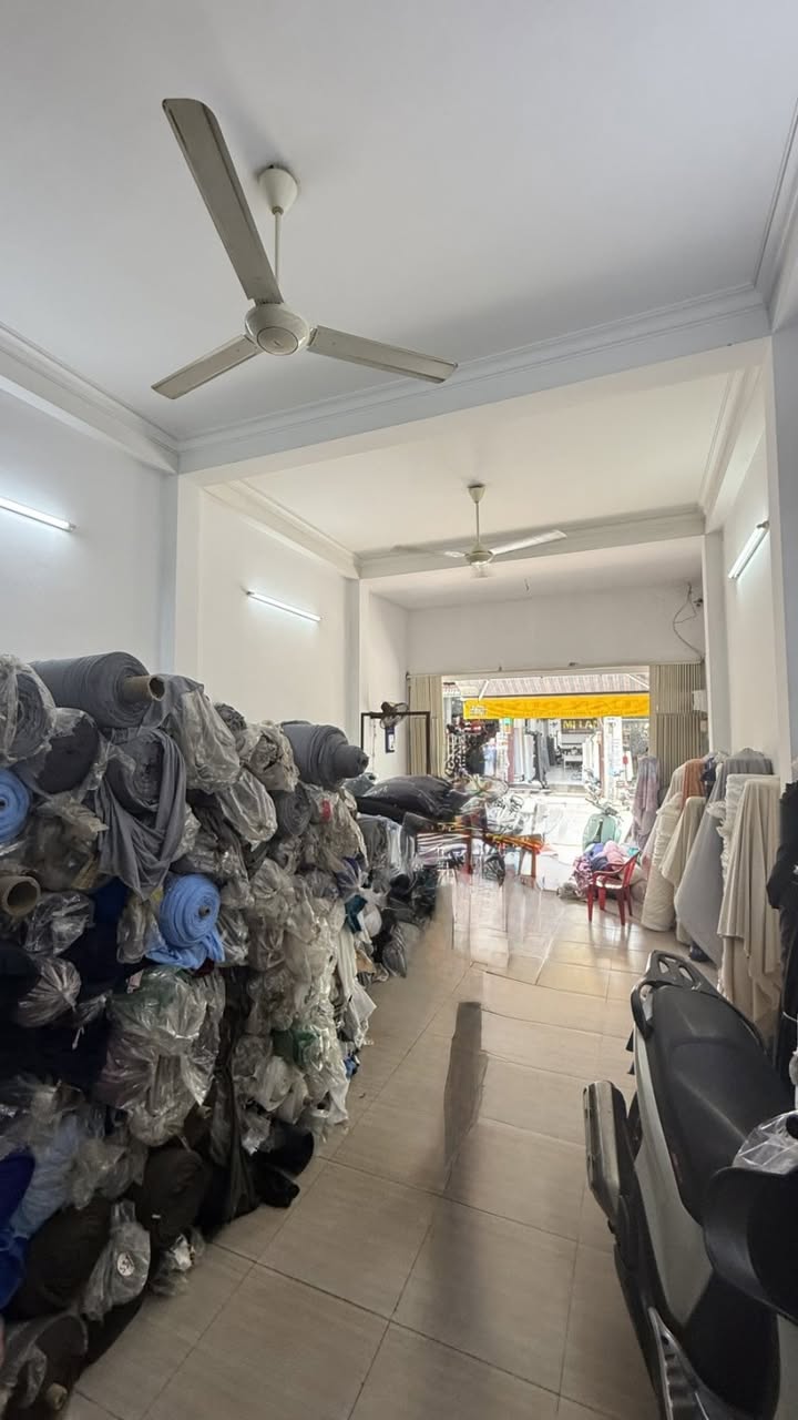 Nhà mặt tiền đường Phú Thọ Hòa, 57m², giá 18 tỷ - Vị trí kinh doanh sầm uất!